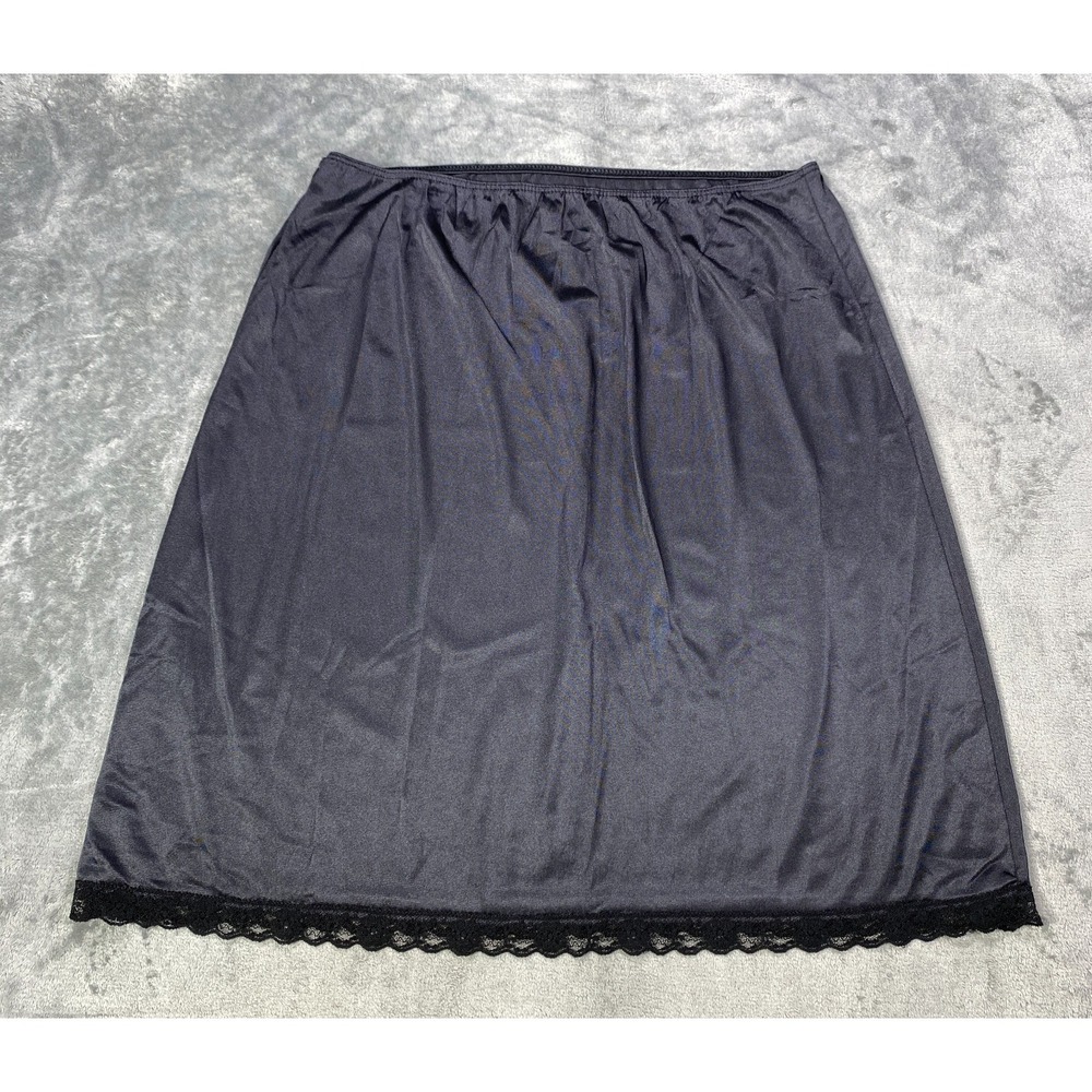 VINTAGE Leggs Half Slip Skirt Medium Black Nylon Antron III Lace Trim